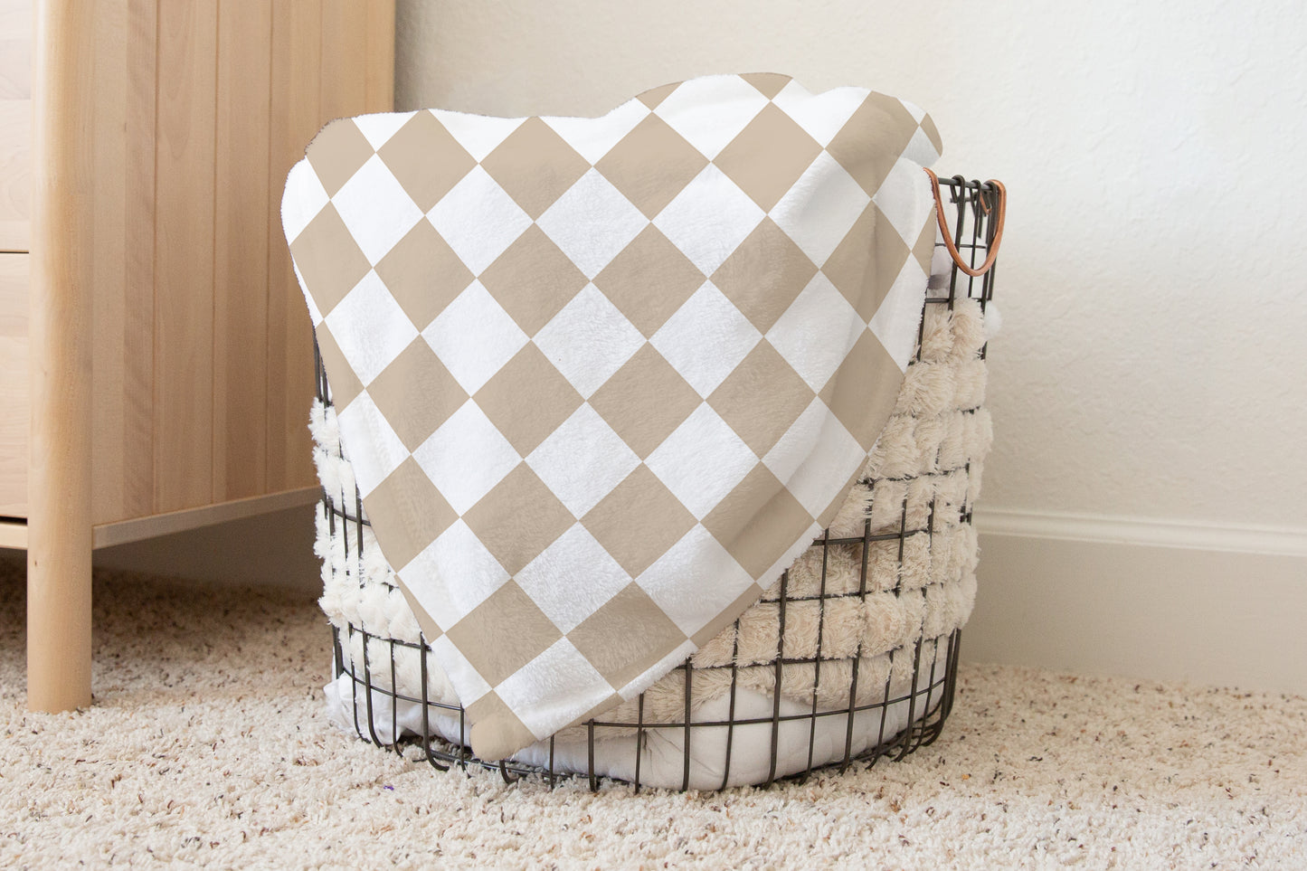 CUDDLE BLANKET - NEUTRAL TAN CHECKER