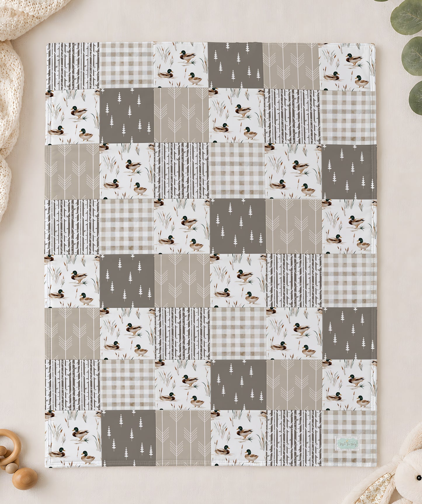 QUILT - MALLARD DUCKS IN NEUTRAL